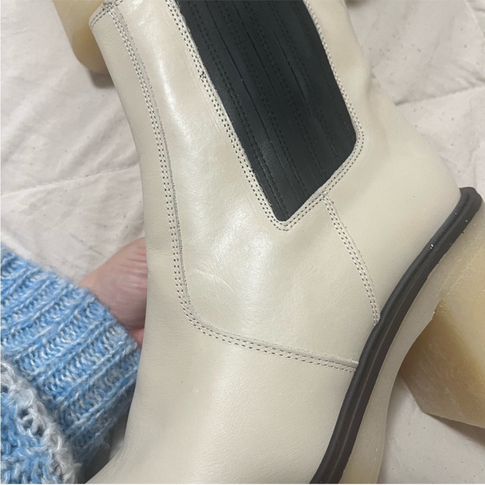 Free People Women’s James Chelsea Chunky Platform Boots White Black Size 9 - Picture 11 of 16